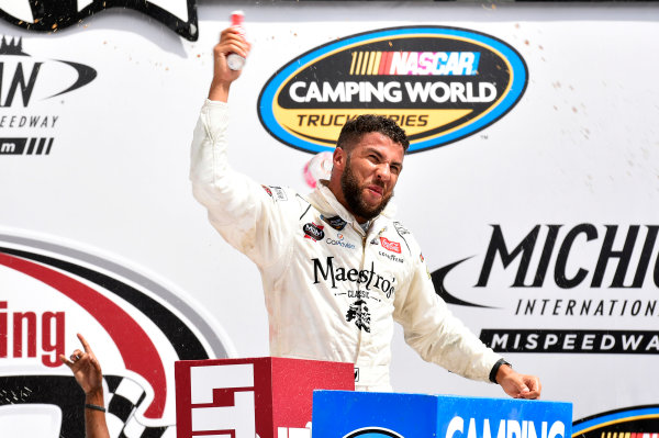 NASCAR Camping World Truck Series
LTI Printing 200
Michigan International Speedway, Brooklyn, MI USA
Saturday 12 August 2017
Darrell Wallace Jr, Maestro's Classic Chevrolet Silverado celebrates in Victory Lane
World Copyright: Nigel Kinrade
LAT Images NASCAR Camping World Truck Series
LTI Printing 200
Michigan International Speedway, Brooklyn, MI USA
Saturday 12 August 2017
Darrell Wallace Jr, Maestro's Classic Chevrolet Silverado celebrates in Victory Lane
World Copyright: Nigel Kinrade
LAT Images