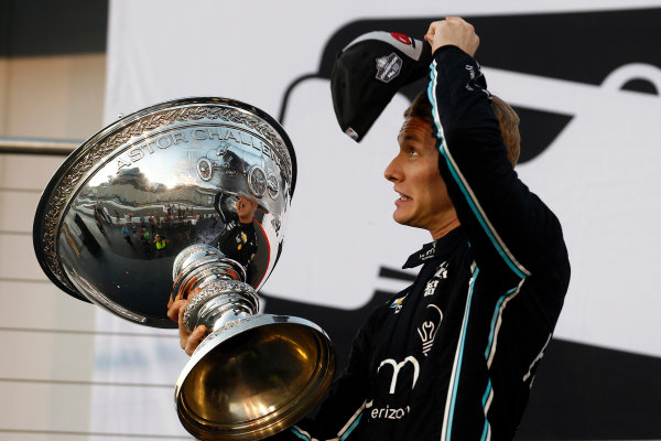Verizon IndyCar Series
GoPro Grand Prix of Sonoma
Sonoma Raceway, Sonoma, CA USA
Sunday 17 September 2017
Josef Newgarden, Team Penske Chevrolet celebrates with the Astor Cup on the podium
World Copyright: Phillip Abbott
LAT Images
ref: Digital Image abbott_sonoma_0917_10396 Verizon IndyCar Series
GoPro Grand Prix of Sonoma
Sonoma Raceway, Sonoma, CA USA
Sunday 17 September 2017
Josef Newgarden, Team Penske Chevrolet celebrates with the Astor Cup on the podium
World Copyright: Phillip Abbott
LAT Images
ref: Digital Image abbott_sonoma_0917_10396