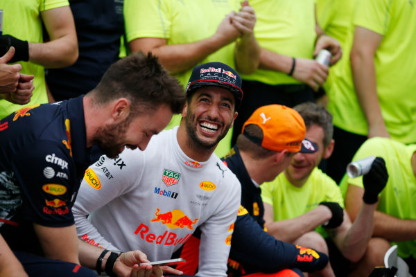 Sepang International Circuit, Sepang, Malaysia.
Sunday 01 October 2017.
Daniel Ricciardo, Red Bull Racing, celebrates alongside winner Max Verstappen, Red Bull Racing.
World Copyright: Zak Mauger/LAT Images
ref: Digital Image _X0W9230 Sepang International Circuit, Sepang, Malaysia.
Sunday 01 October 2017.
Daniel Ricciardo, Red Bull Racing, celebrates alongside winner Max Verstappen, Red Bull Racing.
World Copyright: Zak Mauger/LAT Images
ref: Digital Image _X0W9230