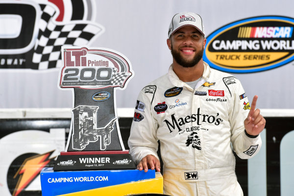 NASCAR Camping World Truck Series
LTI Printing 200
Michigan International Speedway, Brooklyn, MI USA
Saturday 12 August 2017
Darrell Wallace Jr, Maestro's Classic Chevrolet Silverado celebrates in Victory Lane
World Copyright: Nigel Kinrade
LAT Images NASCAR Camping World Truck Series
LTI Printing 200
Michigan International Speedway, Brooklyn, MI USA
Saturday 12 August 2017
Darrell Wallace Jr, Maestro's Classic Chevrolet Silverado celebrates in Victory Lane
World Copyright: Nigel Kinrade
LAT Images