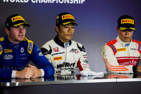 2017 FIA Formula 2 Round 7.
Hungaroring, Budapest, Hungary.
Sunday 30 July 2017.
Oliver Rowland (GBR, DAMS), Nobuharu Matsushita (JPN, ART Grand Prix), Nyck De Vries (NED, Rapax). 
Photo: Zak Mauger/FIA Formula 2.
ref: Digital Image _54I5022