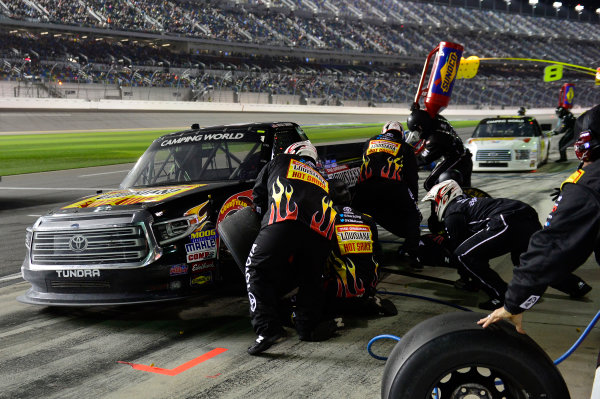 2017 Camping World Truck - NextEra Energy Resources 250
Daytona International Speedway, Daytona Beach, FL USA
Friday 24 February 2017
Myatt Snider, makes a pit stop.
World Copyright: John K Harrelson / LAT Images
ref: Digital Image 17DAY2jh_05104 2017 Camping World Truck - NextEra Energy Resources 250
Daytona International Speedway, Daytona Beach, FL USA
Friday 24 February 2017
Myatt Snider, makes a pit stop.
World Copyright: John K Harrelson / LAT Images
ref: Digital Image 17DAY2jh_05104