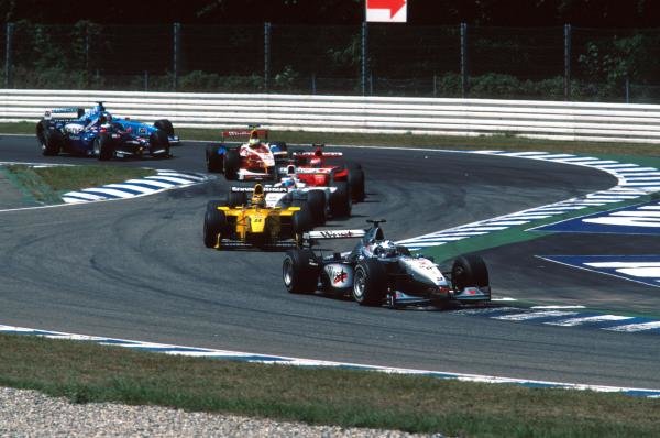 David Coulthard (GBR) Mclaren MP4-14 leads the pack.
Formula One World Championship, Rd 10, German Grand Prix, Hockenheim, 1 August 1999