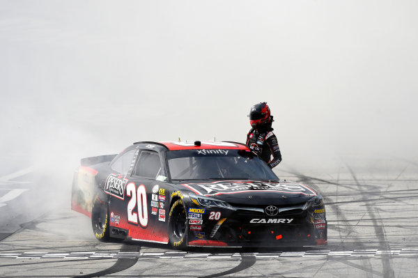NASCAR Xfinity Series
Fitzgerald Glider Kits 300
Bristol Motor Speedway, Bristol, TN USA
Saturday 22 April 2017
Erik Jones, Reser's American Classic Toyota Camry celebrates his win with a burnout
World Copyright: Nigel Kinrade
LAT Images
ref: Digital Image 17BRI1nk06981 NASCAR Xfinity Series
Fitzgerald Glider Kits 300
Bristol Motor Speedway, Bristol, TN USA
Saturday 22 April 2017
Erik Jones, Reser's American Classic Toyota Camry celebrates his win with a burnout
World Copyright: Nigel Kinrade
LAT Images
ref: Digital Image 17BRI1nk06981
