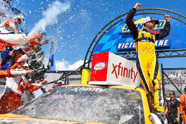 NASCAR XFINITY Series
One Main Financial 200
Dover International Speedway, Dover, DE USA
Saturday 3 June 2017
Kyle Larson, ParkerStore Chevrolet Camaro celebrates his win in Victory Lane
World Copyright: Nigel Kinrade
LAT Images
ref: Digital Image 17DOV1nk10432